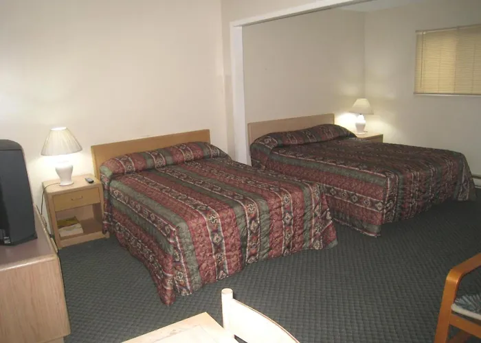 Beach Grove Motel
